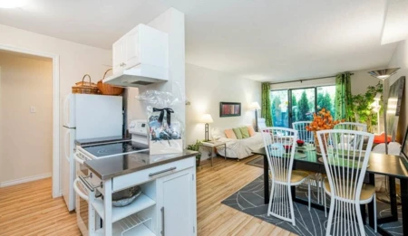 Office / Den Photo of 102 15020 North Bluff Road, White Rock, BC