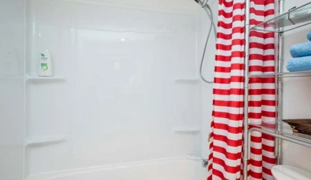 Powder Room Photo of 102 15020 North Bluff Road, White Rock, BC