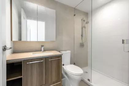 Primary Bathroom Photo of 1702 3200 Corvette Way, Richmond, BC