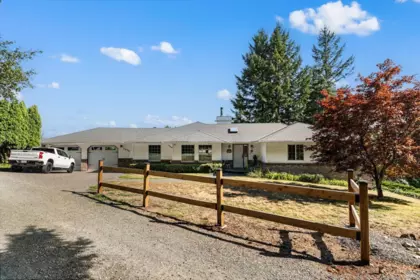 8570 Primrose Drive, Chilliwack, BC, Chilliwack — Single Family Residence for sale