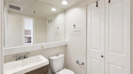 Primary Bathroom Photo of 1101 551 Austin Avenue, Coquitlam, BC