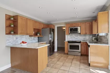 203 6875 121 Street, Surrey, BC, Surrey — Townhouse for sale