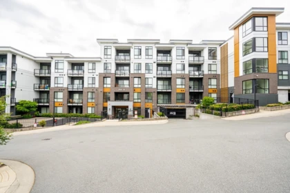 B004 20087 68 Avenue, Langley, BC, Langley — Apartment/Condo for sale