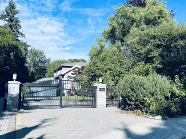 7688 Wheater Court, Burnaby, BC, Burnaby — Single Family Residence for sale