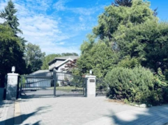 7688 Wheater Court, Burnaby, BC
