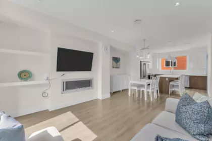 Dining Area Photo of 44 1670 160 Street, Surrey, BC