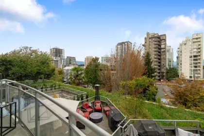 Exterior Rear Photo of 306 1688 Robson Street, Vancouver, BC