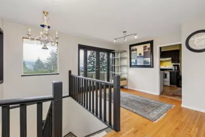 Primary Bedroom Photo of 556 Ballantree Road, West Vancouver, BC