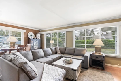 21298 River Road, Maple Ridge, BC, Maple Ridge — Single Family Residence for sale