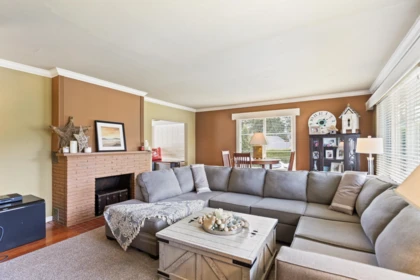 Kitchen Photo of 21298 River Road, Maple Ridge, BC