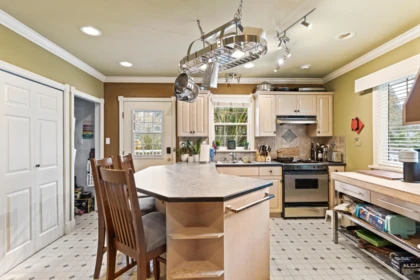 Pantry Photo of 21298 River Road, Maple Ridge, BC