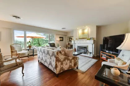 Kitchen Photo of 34332 Norrish Avenue, Mission, BC