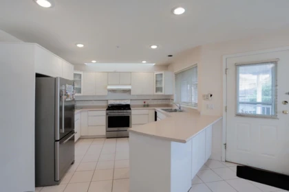 Breakfast Nook Photo of 6333 Butler Street, Vancouver, BC