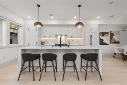 1 375 E 33rd Avenue, Vancouver, BC, Vancouver — Half Duplex for sale