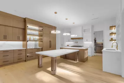 Kitchen Photo of 19704 31a Avenue, Langley, BC