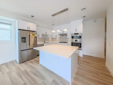 3 745 E 30 Avenue, Vancouver, BC, Vancouver — Apartment/Condo for sale