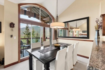 Kitchen Island Photo of 7 2323 Taluswood Place, Whistler, BC