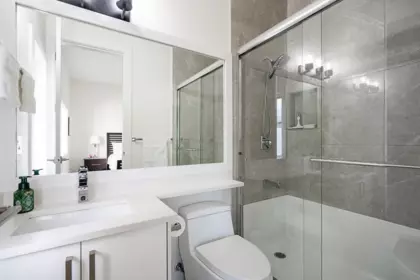Guest Bathroom Photo of 16177 89a Avenue, Surrey, BC