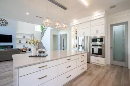Kitchen Island Photo of 16177 89a Avenue, Surrey, BC