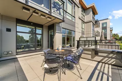Office / Den Photo of 208 707 E 3 Street, North Vancouver, BC