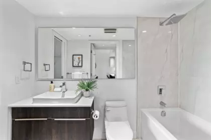 Office / Den Photo of 211 1588 E Hastings Street, Vancouver, BC