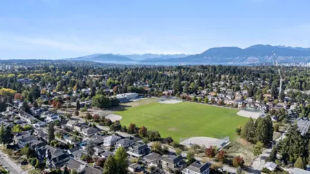 Street View Photo of 225 1010 W 47th Avenue, Vancouver, BC