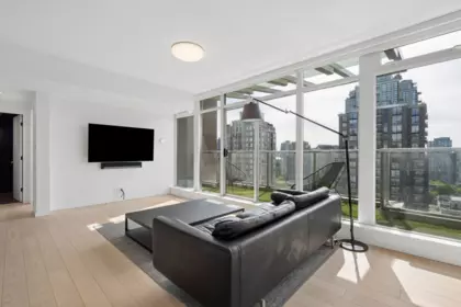 Living Room Photo of PH2005 1055 Richards Street, Vancouver, BC