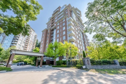 704 5615 Hampton Place, Vancouver, BC, Vancouver — Apartment/Condo for sale