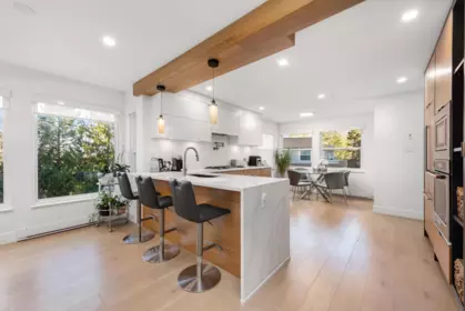 11 2425 Edgemont Boulevard, North Vancouver, BC, North Vancouver — Townhouse for sale