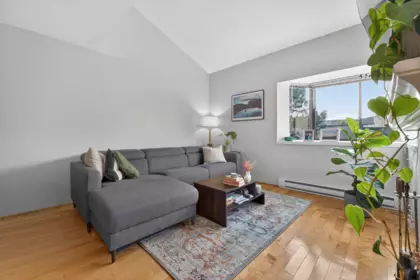 Breakfast Nook Photo of 311 1922 W 7th Avenue, Vancouver, BC