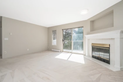 Breakfast Nook Photo of 14 2420 Pitt River Road, Port Coquitlam, BC