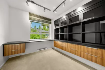 Basement Recreation Room Photo of 3 301 Klahanie Drive, Port Moody, BC