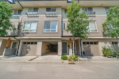 Front Yard Photo of 3 301 Klahanie Drive, Port Moody, BC