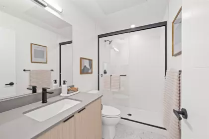 Kitchen Photo of 419 13455 94a Avenue, Surrey, BC