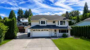 7869 143a Street, Surrey, BC