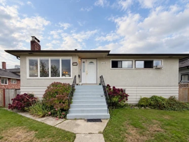 4238 Price Crescent, Burnaby, BC, Burnaby — Single Family Residence for sale