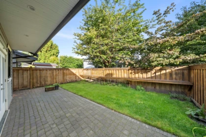Kitchen Island Photo of 4771 Duncliffe Road, Richmond, BC