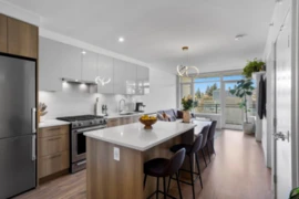 803 258 Nelson's Court, New Westminster, BC