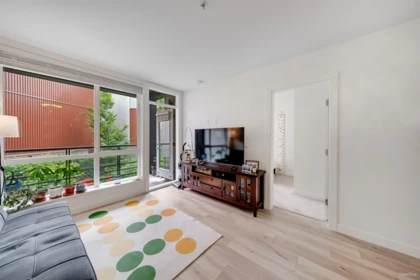 Primary Bedroom Photo of 207 128 E 8th Street, North Vancouver, BC