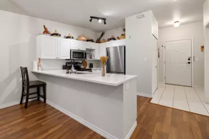 102 2109 Rowland Street, Port Coquitlam, BC, Port coquitlam — Apartment/Condo for sale