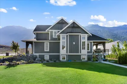 52836 Bunker Road, Rosedale, BC, Rosedale — Single Family Residence for sale