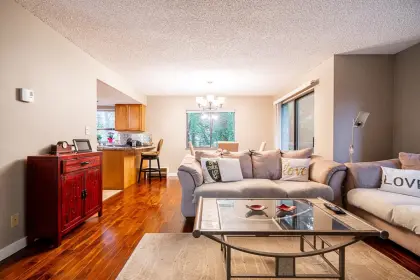 201 7119 133 Street, Surrey, BC, Surrey — Townhouse for sale