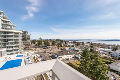 707 15165 Thrift Avenue, White Rock, BC, White rock — Apartment/Condo for sale
