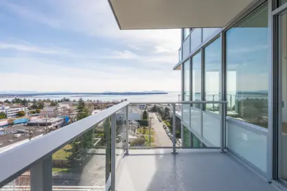 707 15165 Thrift Avenue, White Rock, BC, White rock — Apartment/Condo for sale