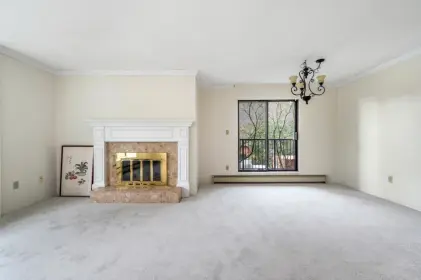 103 7140 Granville Avenue, Richmond, BC, Richmond — Apartment/Condo for sale