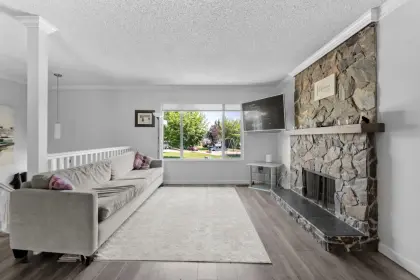 2940 Wiggins Place, Langley, BC, Langley — Single Family Residence for sale