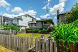 MLS R2909977