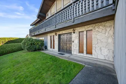7864 Welsley Drive, Burnaby, BC, Burnaby — Single Family Residence for sale