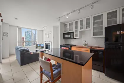 1801 1225 Richards Street, Vancouver, BC, Vancouver — Apartment/Condo for sale