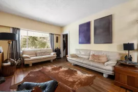 MLS R2964377